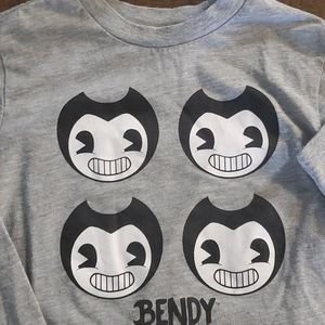 "Bendy" long sleeves Boys Tee Medium